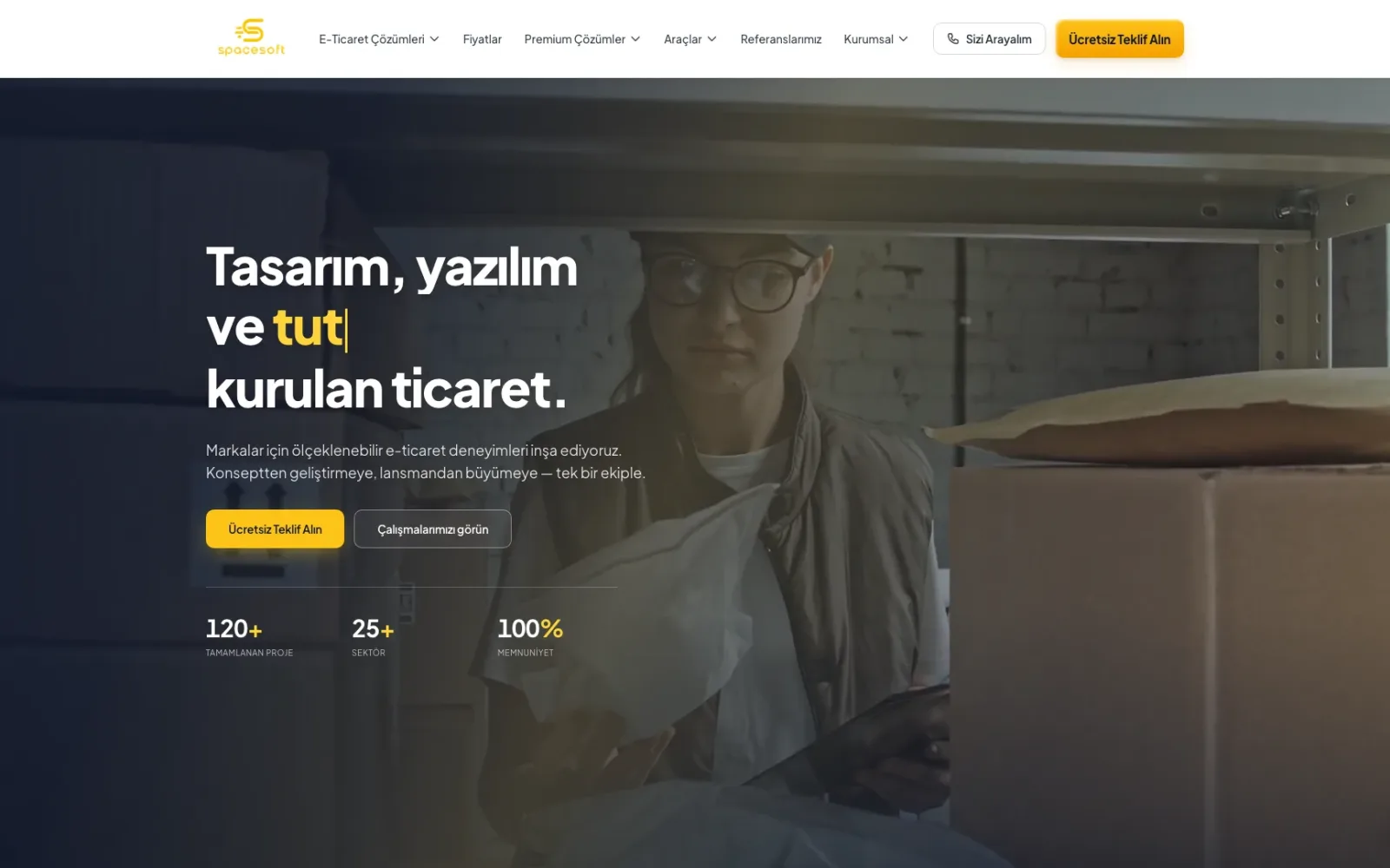 Spacesoft web sitesi ana sayfa ekran görüntüsü